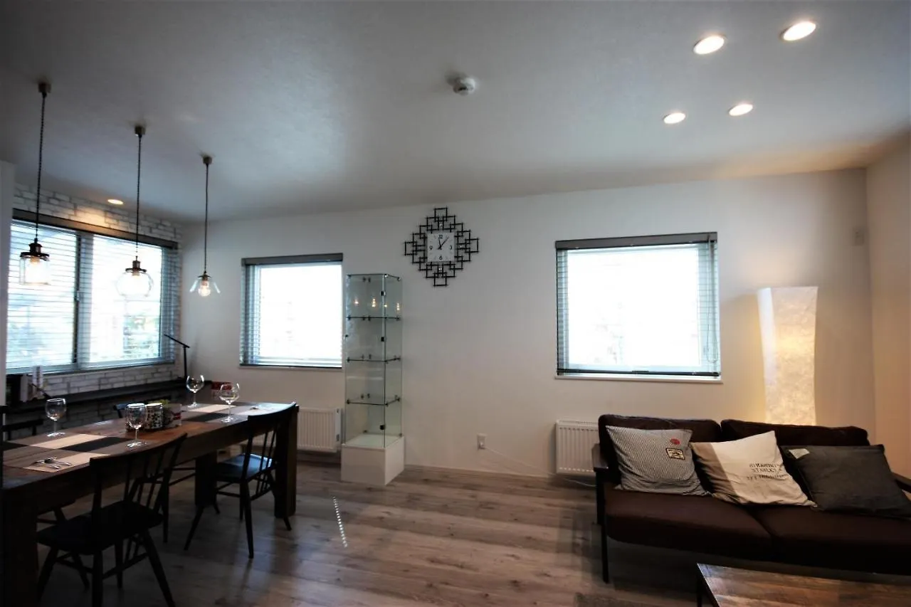 Villa Teine White House Sapporo Lodge